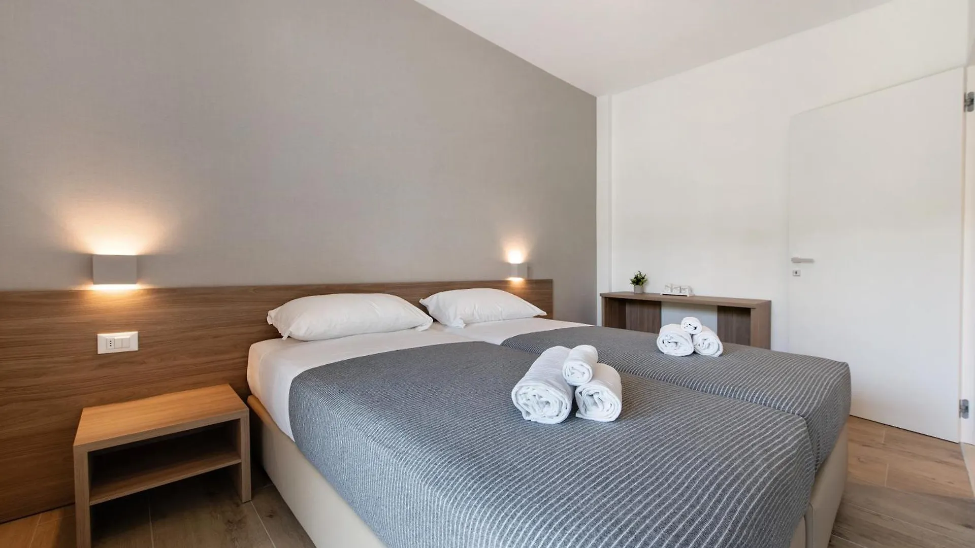 Residence Eleonora Garda  Apartment Garda (Verona)