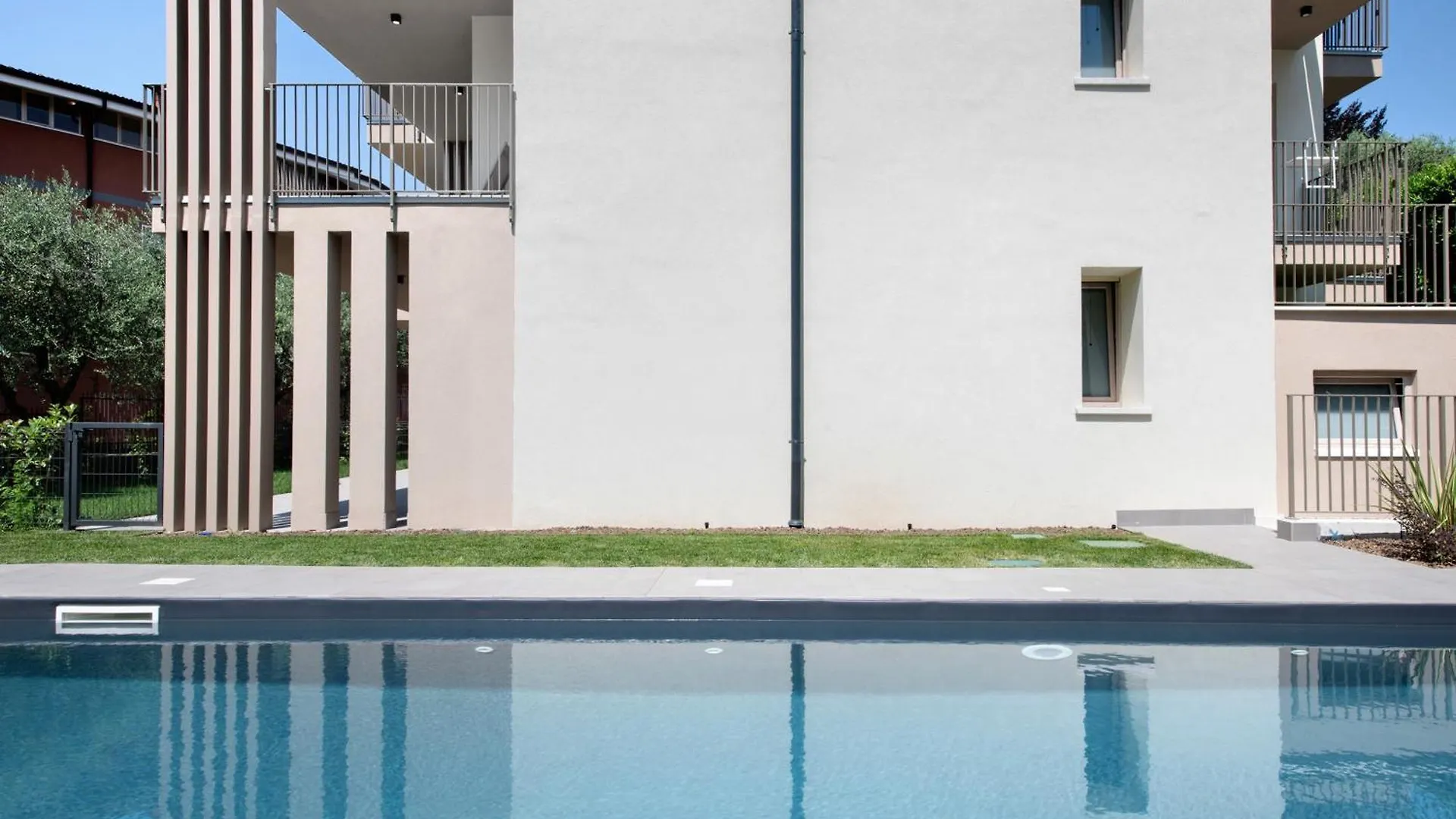 Residence Eleonora Garda  Italy