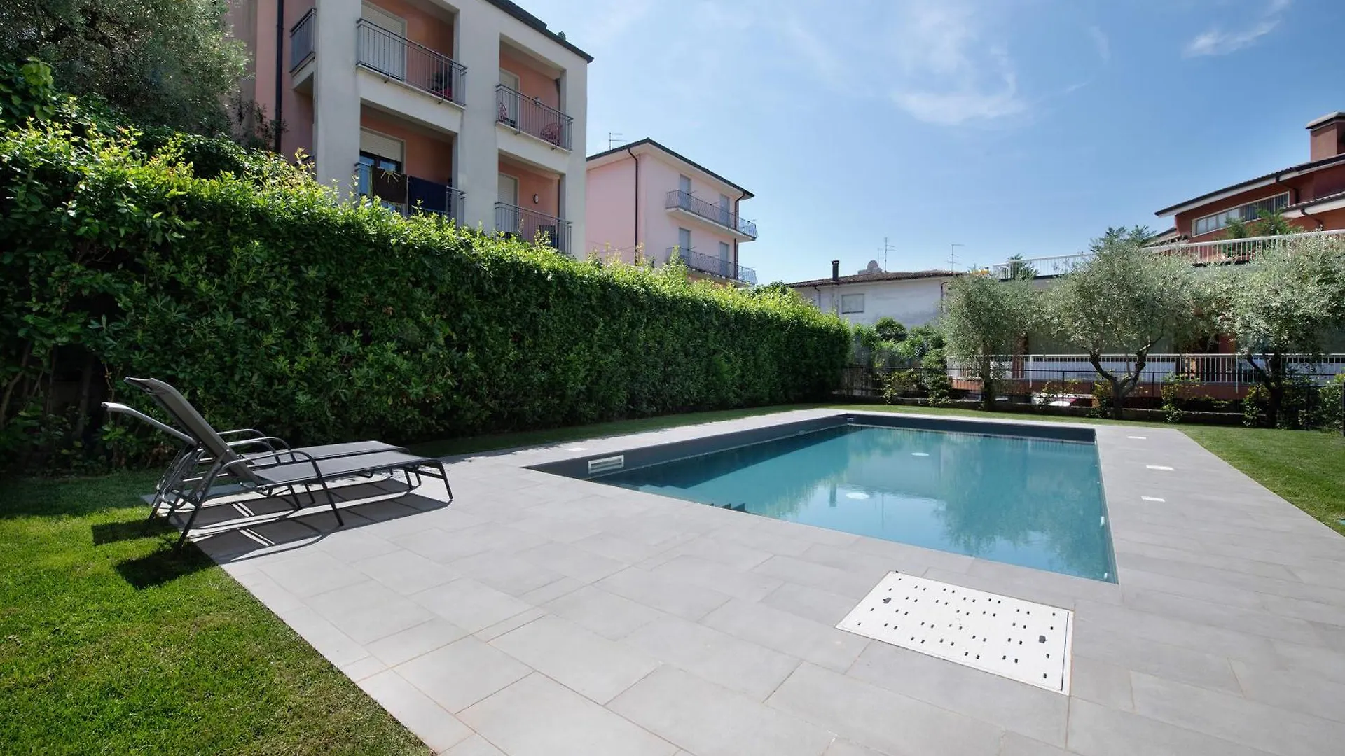 Residence Eleonora Garda  Italy