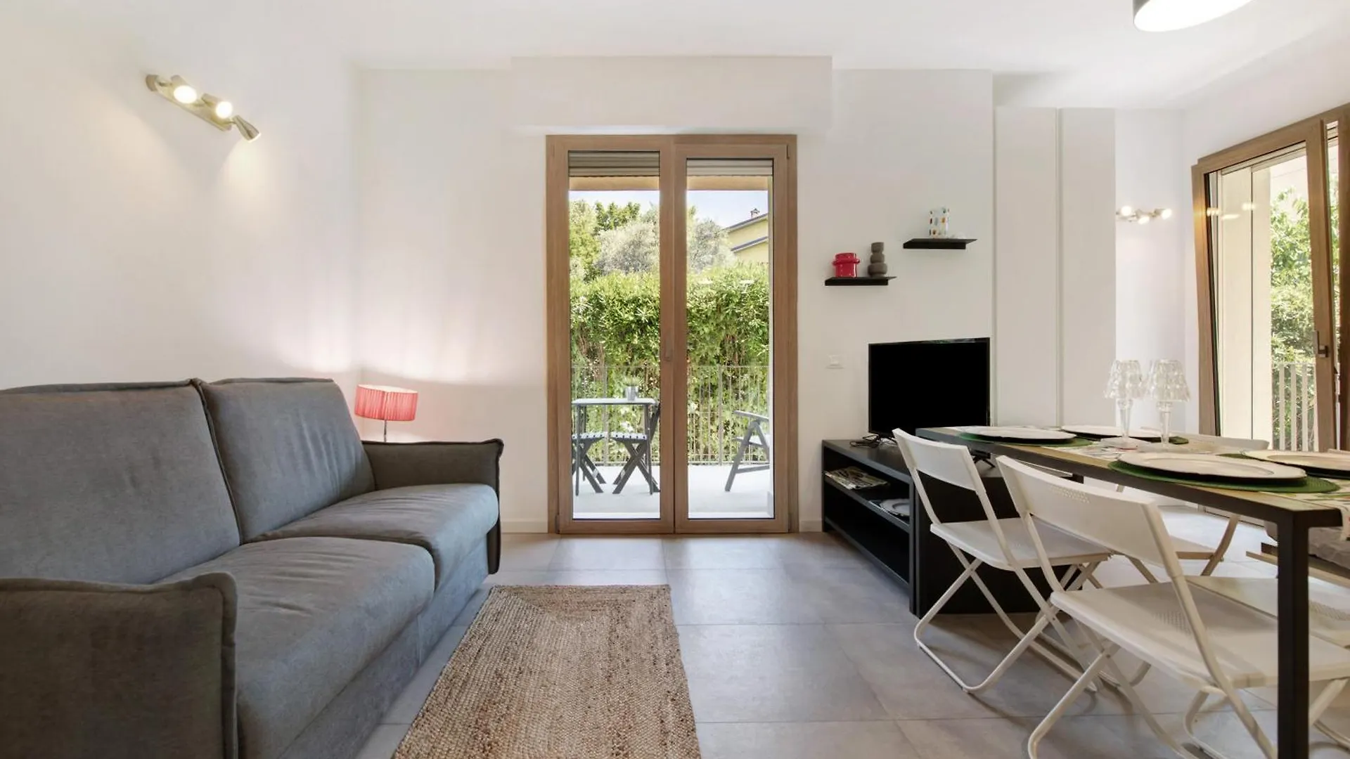 Residence Eleonora Garda  Garda (Verona)